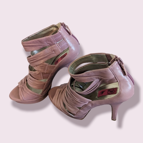 Chi by Carlos Falchi Mauve Leather strappy Platform Heels - Picture 8 of 8